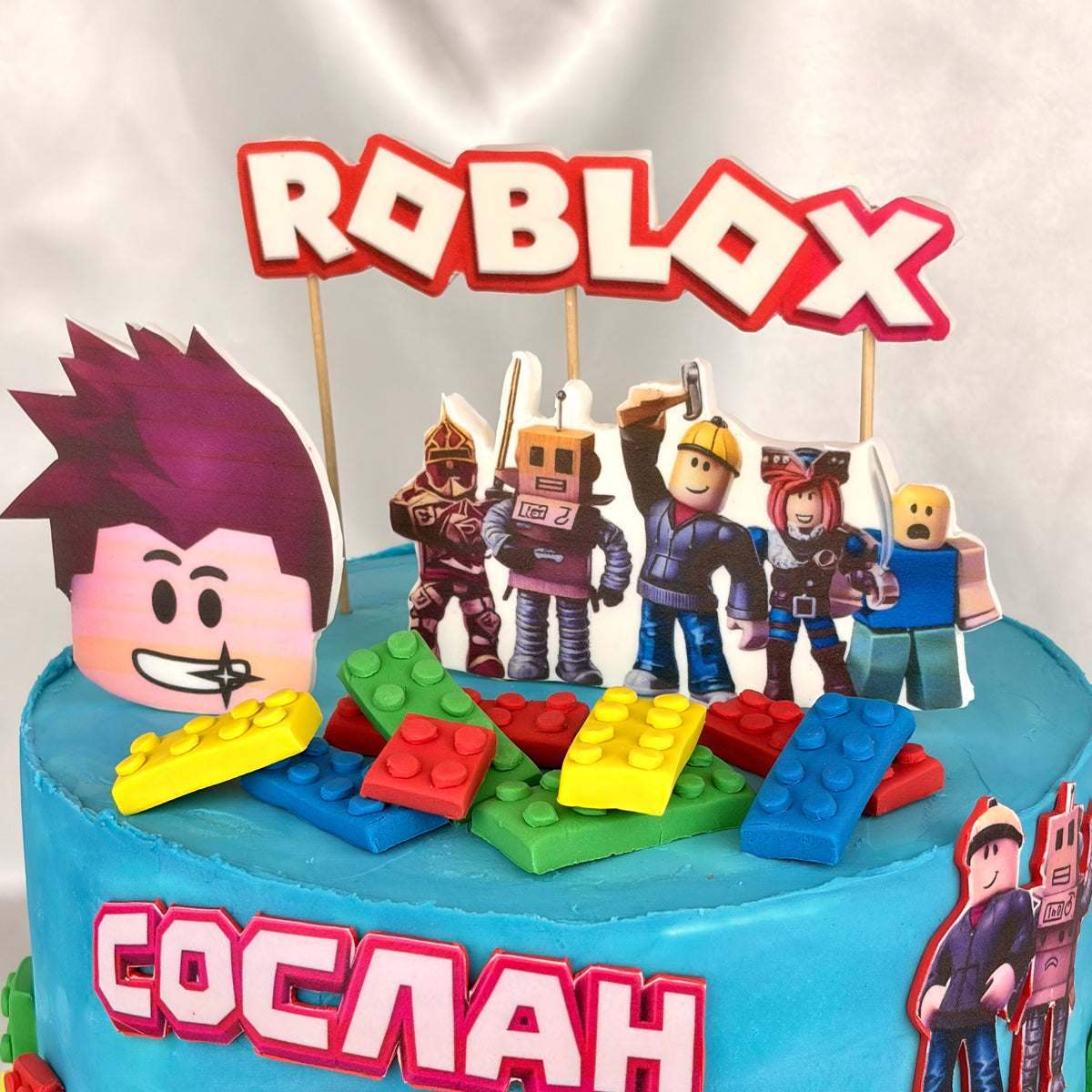 Custom Roblox Birthday Cake
